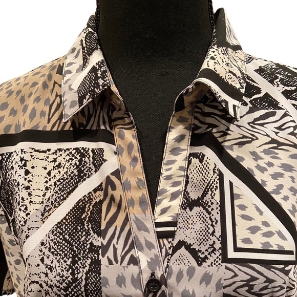 DANA Bachman Button Down Blouse Animal Print - Picture 5 of 10
